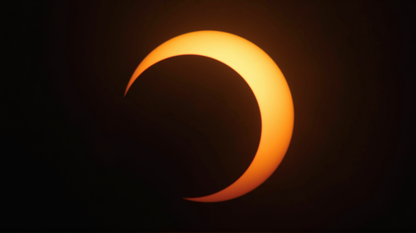 Okamihy temnoty: Staňte sa svedkami posledného zatmenia Slnka v roku 2025!